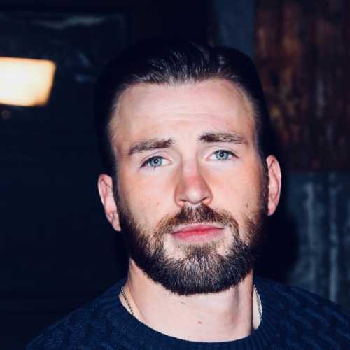 chris Evans haircut short beard style