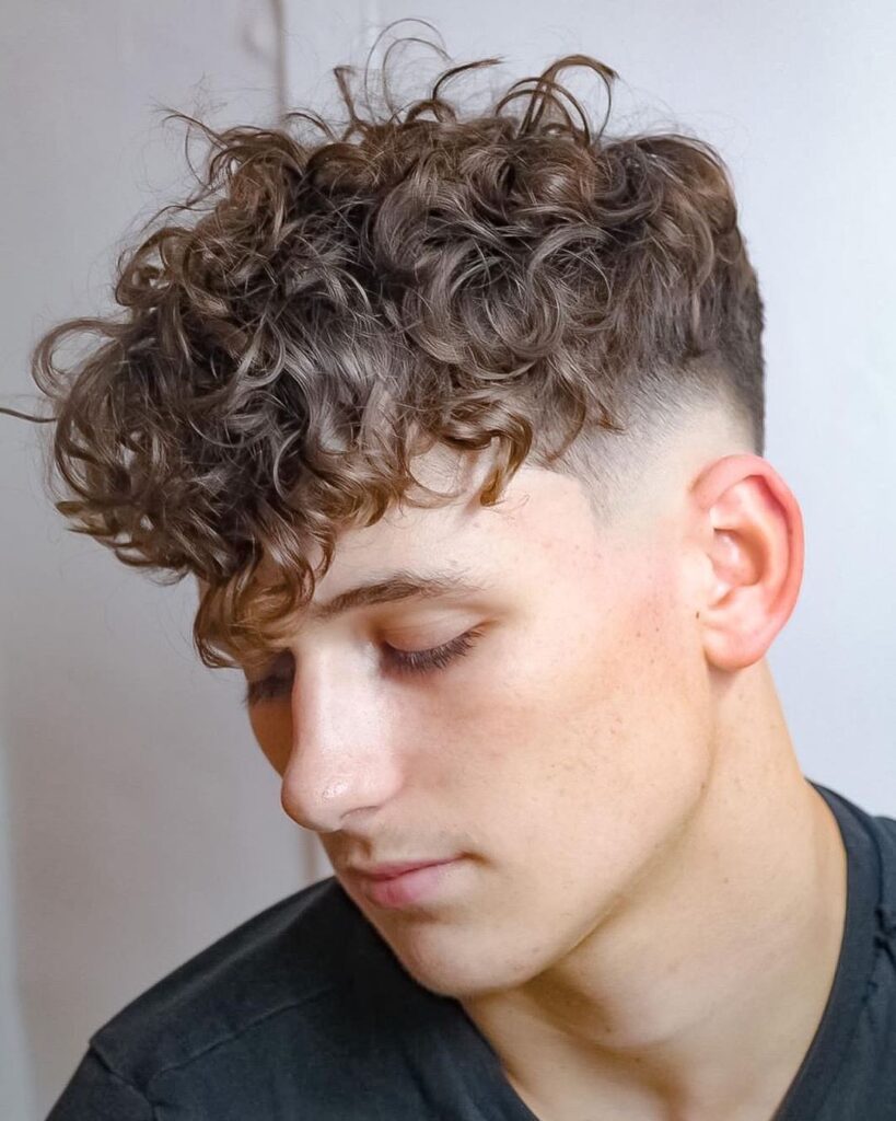 Mix It Up: Hairstyles for Men Curly Hair Short Wavy