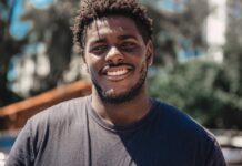 How to Straighten Black Hair Without Using Chemicals